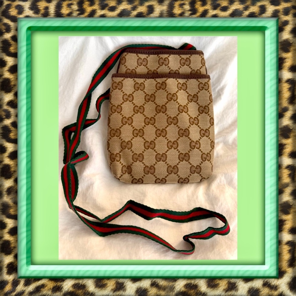 👑✅PRICE FIRM✅ AUTHENTIC Gucci Web Crossbody Mini Bag
